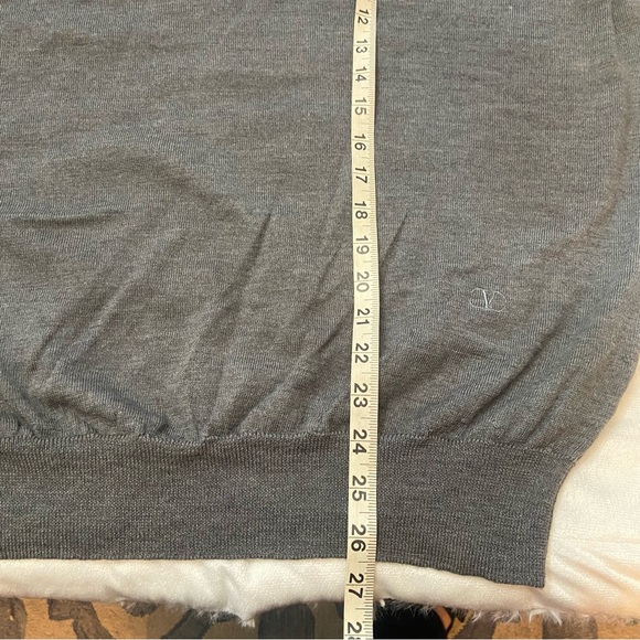 Valentino Maglia Gray Wool V-neck Sweater *flaw* Size Large 2983 - Picture 13 of 16